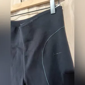 Nike yoga pants thumbnail 2
