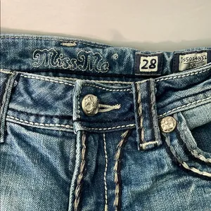 Miss Me Boot Cut Jeans with Contrast Stitching. 28. JS5014B32. Color Med: 52 thumbnail 2