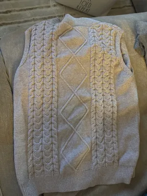 Women's Cable Knit V-Neck Sweater Vest - Grey thumbnail 4