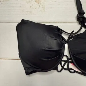 Victoria’s Secret - Women’s Black Bikini Set - Size Large & 36D thumbnail 4