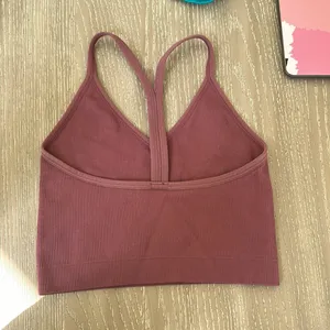 SET ACTIVE Sculptflex Ribbed V Bra in Canyon thumbnail 4