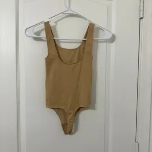 SKIMS Soft Smoothing Seamless Thong Bodysuit XXS thumbnail 3