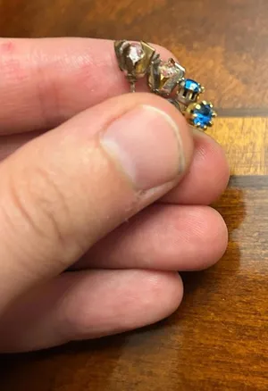 Vintage fashion jewlery earrings pin 3 pairs thumbnail 1
