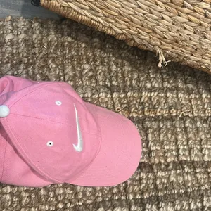 Nike Pink Swoosh Hat One Size thumbnail 3