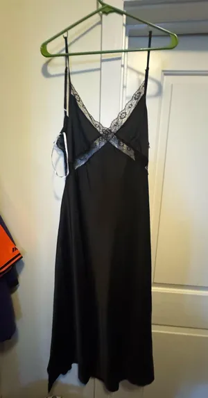 Lulus Black Silk Dress thumbnail 1