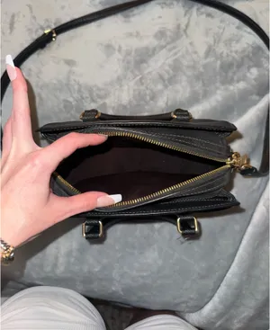 Coach Purse Black Leather thumbnail 4