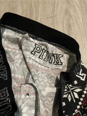 PINK Victoria's Secret Black Holiday Isle Leggings thumbnail 2