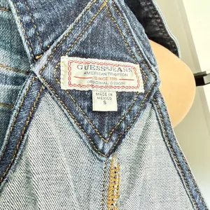GUESS Jeans Denim Shortalls / Overalls Shorts | Distressed Raw Hem Vintage Vibe | Size S 💙 thumbnail 11