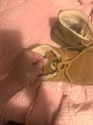 Bearpaw lace up boots  thumbnail 3
