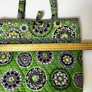 Vera Bradley Green Medallion Quilted Tote Bag + Coin Pouch Boho Y2K‎ thumbnail 2