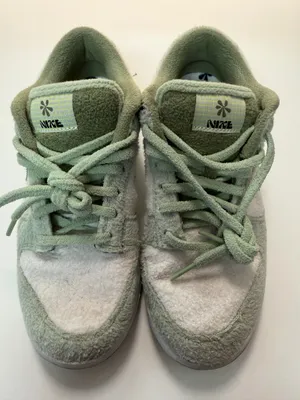 Nike Dunks  thumbnail 3
