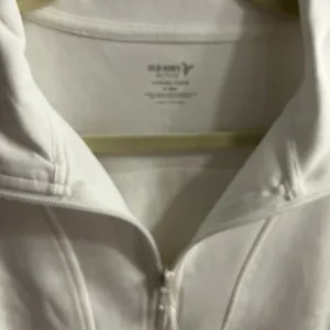 New with tags White Half-Zip Pullover Sweatshirt s tall dynamic fleece old navy thumbnail 3