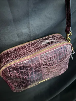 Joelle Hawkins Women’s Croc-Embossed Crossbody Bag Burgundy thumbnail 9