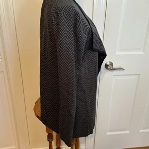 Vince Camuto Herringbone Black and Gray Cardigan Size Small NWOT thumbnail 6