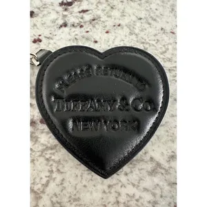 Tiffany & Co. New Black‎ Leather Heart Rtt Return to Tiffany Keychain Keyring thumbnail 2