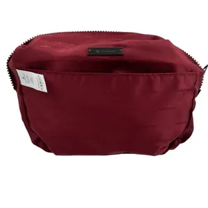 Lululemon All Your Small Things Pouch 4L Roman Red thumbnail 12