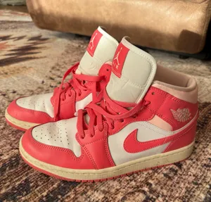 Nike Shoes thumbnail 6