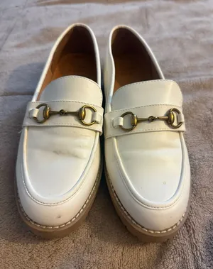 A New Day White Loafers Size 6 thumbnail 1