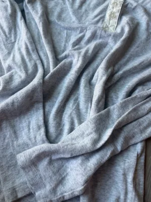 Abercrombie and fitch soft top!!!💗 thumbnail 4