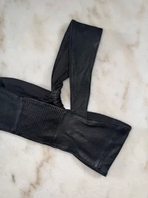 ZARA Black Leather One Shoulder Knot Crop Top Lambskin Stretch Band Small EUC thumbnail 7