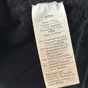 Madewell Wrap-Front Pullover Sweater in Coziest Yarn black S thumbnail 5