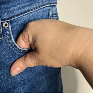 Denim Forum Aritizia‎ The Jane MidRise Bootcut denim Jeans thumbnail 6