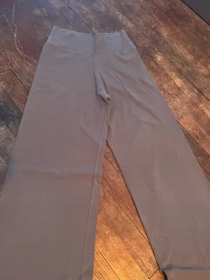 Brandy Melville Pricilla pants  thumbnail 1