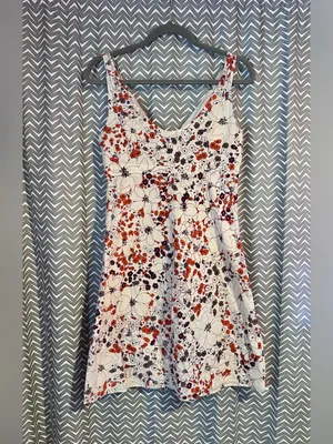Patagonia | Amaia Faux Wrap Dress, size 6 thumbnail 4