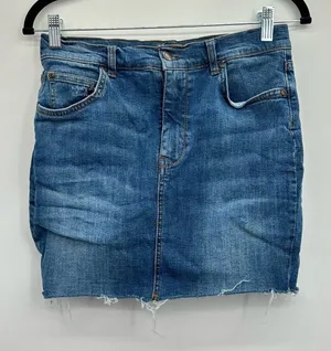 Pull & Bear Mini Jean Skirt Size 27 thumbnail 1