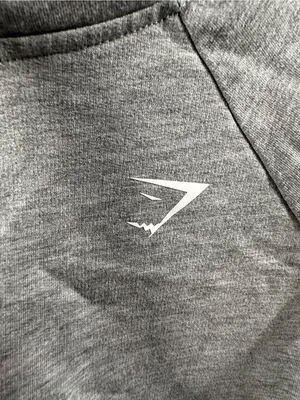 S265. Gymshark Women's Cropped Hoodie in Light Gray- oversized fit thumbnail 2