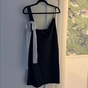 Forever 21 black satin dress with a white bow accent thumbnail 4