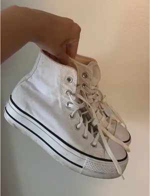 White Platform Converse High-Top thumbnail 2