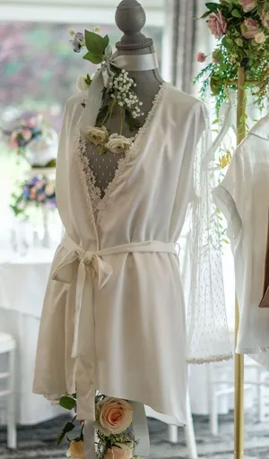 Flora Nikrooz Ivory Lace-Trim Satin Robe thumbnail 1