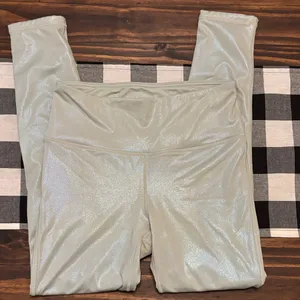 Alphalete liquid shimmer green full length Leggings medium thumbnail 1