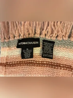 Women’s NatonMcNaughton Striped Pink Multicolor Knit Fringe Scarf Size Mediu thumbnail 2