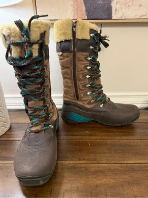 Merrell Women’s Winterbelle Peak Waterproof Boots size 10 thumbnail 4