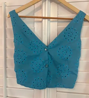 Hury Blue Eyelet Crop Tank‎ Top Size Medium thumbnail 1