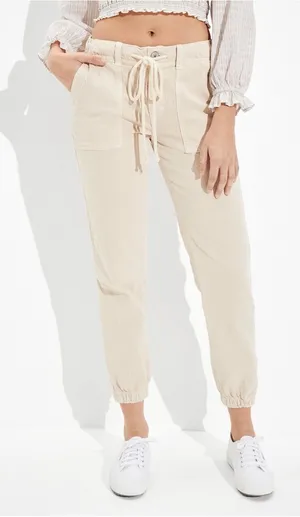 American Eagle Stretch Tomgirl Utility Jogger in Cream Size 2 Regular thumbnail 1
