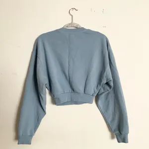 Alo Yoga Cropped Accolade Crewneck Celestial Blue XS thumbnail 7