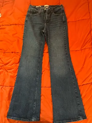 Universal Threads High-Rise Flare Jeans 6 thumbnail 2