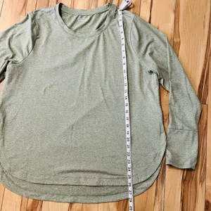 Athleta Top Women's Size 1X Uptempo Long Sleeve Thumbholes Lt Heathered Green thumbnail 4