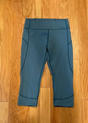 Lululemon Align Leggings Crop thumbnail 1
