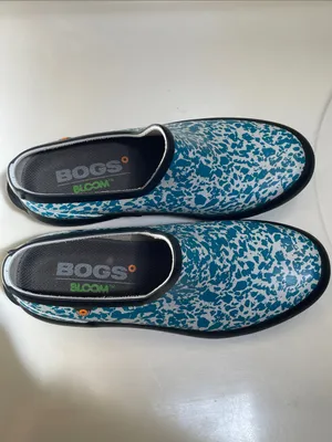 BOGS Bloom Women’s Patch Spot Blue White Black Rubber Slip thumbnail 3