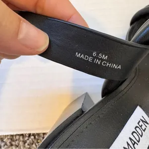 Steve Madden Black Faux Leather Square Toe Heels Women’s 6.5 Sandals Chunky Fall thumbnail 5