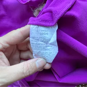 Under Armour Fitted Purple Athletic Pullover thumbnail 4