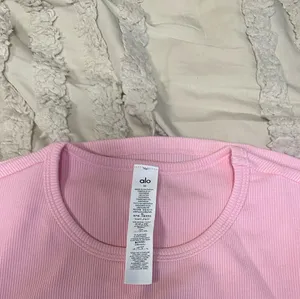 Alo Ribbed Modal Cap Sleeve Top thumbnail 3