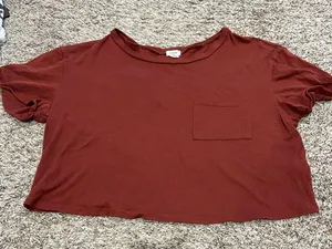 Garage Size medium  crop top thumbnail 1
