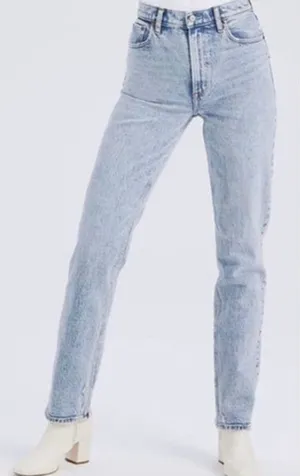 Abercrombie Ultra High Rise 90s Straight Jean size 33/16 thumbnail 1