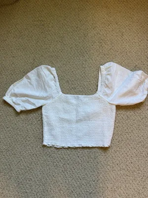 American Eagle White Top Crop thumbnail 2
