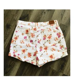 American Eagle Floral Shorts Mom thumbnail 4